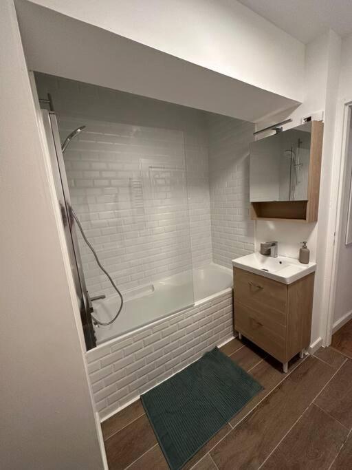 Superbe T2 Au Pied Des Pistes Guillaumes Exterior foto